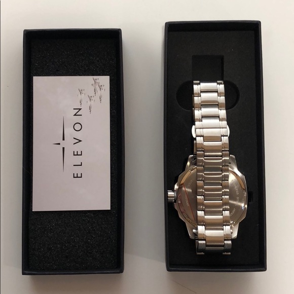 Elevon Stainless Steel Quartz Watch - Picture 2 of 2